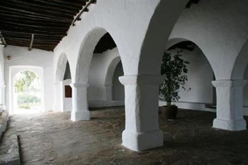 фото отеля Apartamentos Bahia Ibiza