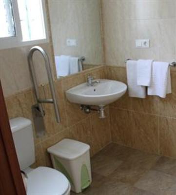 фото отеля Hostal Mari Carmen