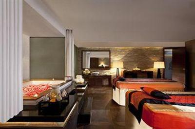 фото отеля Sheraton Bangalore At Brigade Gateway