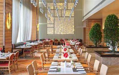 фото отеля Sheraton Bangalore At Brigade Gateway