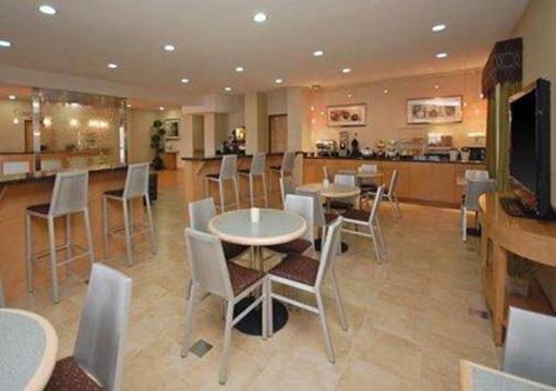 фото отеля Comfort Suites Lindale