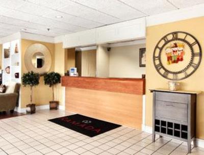 фото отеля Ramada Knoxville