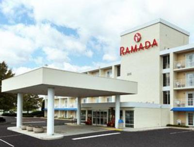 фото отеля Ramada Knoxville