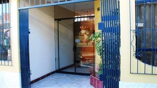 фото отеля America Inn Puno