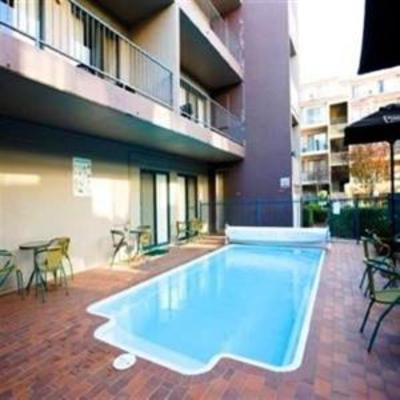 фото отеля Pinnacle Apartments Canberra