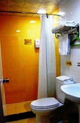 фото отеля Home Inn Dalian Xinkai Road