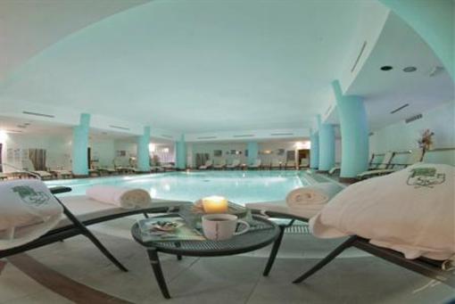 фото отеля Castellaro Golf Resort Sanremo