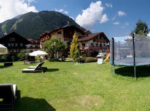 фото отеля Ederfeld Apparthotel Mayrhofen