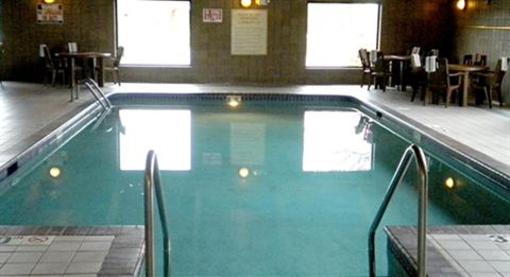 фото отеля AmericInn Lodge & Suites Oshkosh