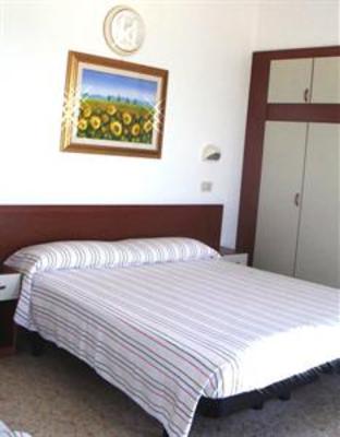 фото отеля Hotel Italia Senigallia