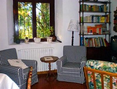 фото отеля Casa Rural La Casona de Priorio Oviedo