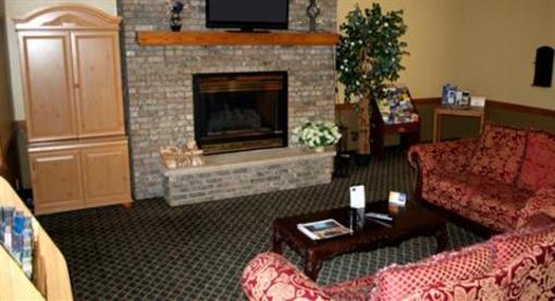 фото отеля Americinn Menomonie