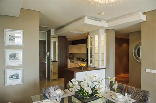 фото отеля The Residences at Crystal Towers