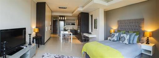 фото отеля The Residences at Crystal Towers