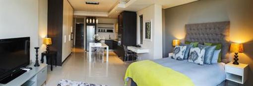 фото отеля The Residences at Crystal Towers