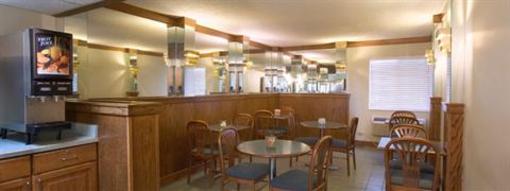 фото отеля Wichita Inn East