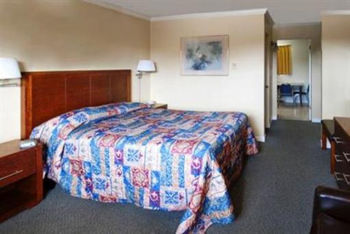 фото отеля Canadas Best Value Westward Inn