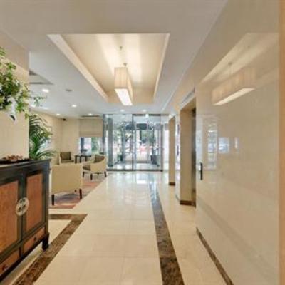 фото отеля Oakwood Azabujyuban Residence Hotel Tokyo