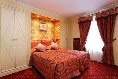 фото отеля Hotel Queen Mary Paris