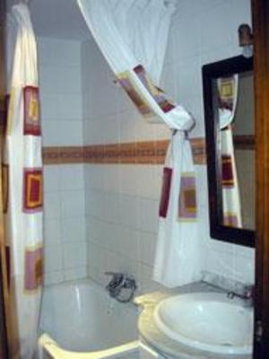 фото отеля Hostal La Campana Toledo