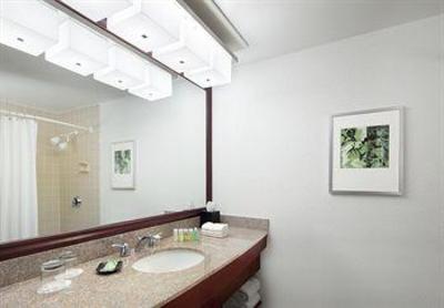 фото отеля The Westin South Coast Plaza