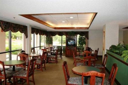 фото отеля Hampton Inn McDonough