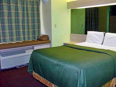 фото отеля Motel 6 University