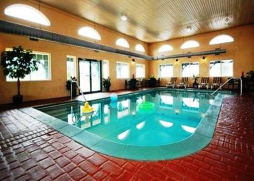 фото отеля Comfort Inn Sedalia Station