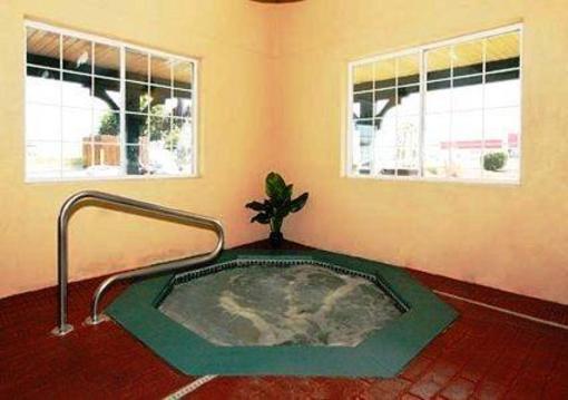 фото отеля Comfort Inn Sedalia Station