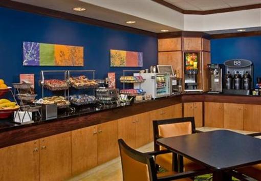 фото отеля Fairfield Inn & Suites Sevierville Kodak
