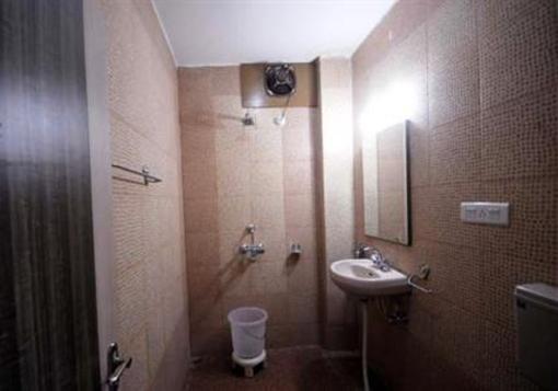 фото отеля Hotel Bansuri Deluxe