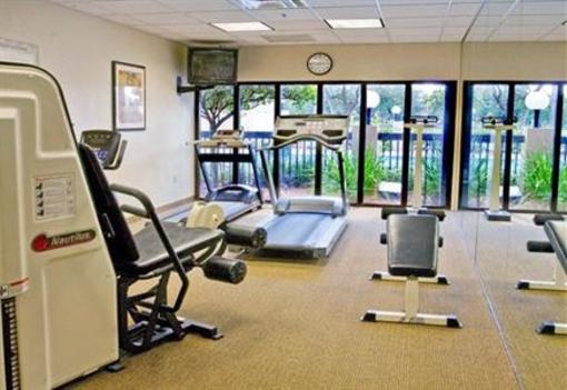 фото отеля Holiday Inn Express Tampa-Brandon