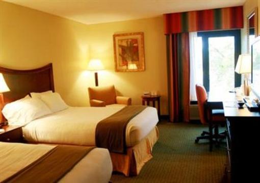 фото отеля Holiday Inn Express Tampa-Brandon