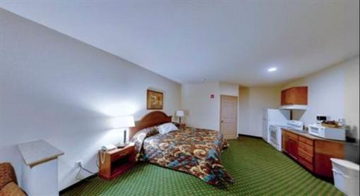 фото отеля Lone Star Inn & Suites Victoria (Texas)