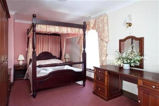 фото отеля Pilgrims Hotel