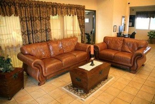 фото отеля New Victorian Inn and Suites Sioux City