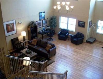 фото отеля Crossings by GrandStay Inn & Suites Stillwater