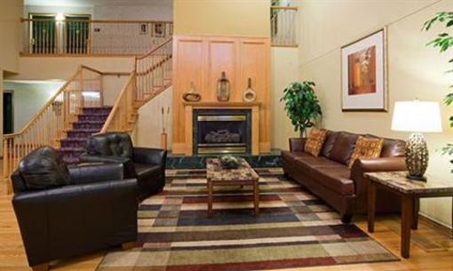 фото отеля Crossings by GrandStay Inn & Suites Stillwater