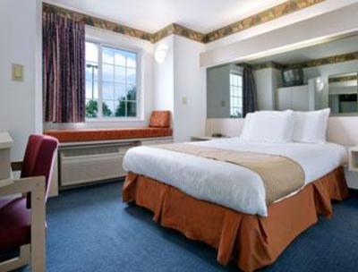 фото отеля Microtel Inn and Suites Fond Du Lac