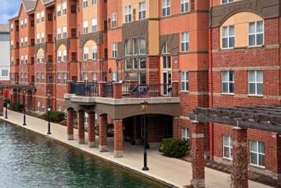 фото отеля Residence Inn Indianapolis Downtown on the Canal