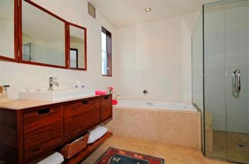 фото отеля Clifftops Luxury B&B