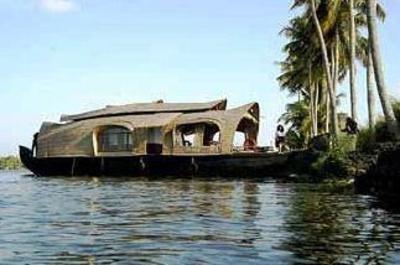 фото отеля House Boat Rainbow Cruises Alleppey