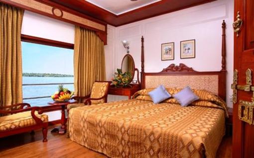 фото отеля House Boat Rainbow Cruises Alleppey