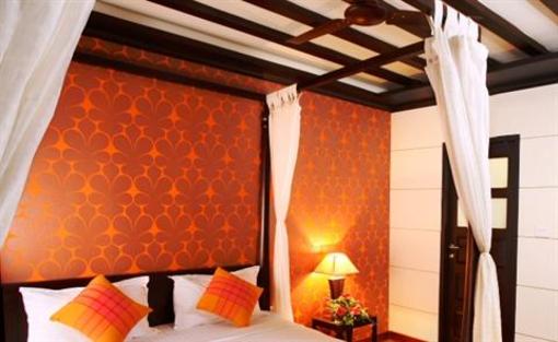 фото отеля House Boat Rainbow Cruises Alleppey