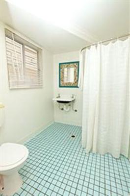 фото отеля Bowen Terrace International Accommodation