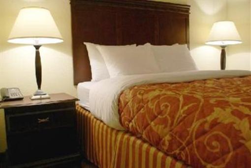 фото отеля Home Towne Suites Anderson (South Carolina)