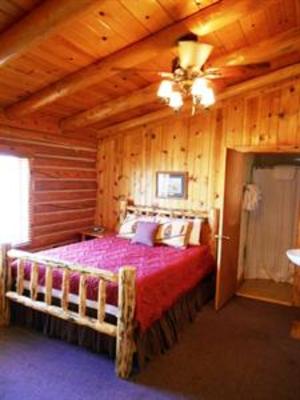 фото отеля Heart Six Guest Ranch