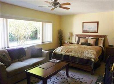 фото отеля Maple View Bed & Breakfast