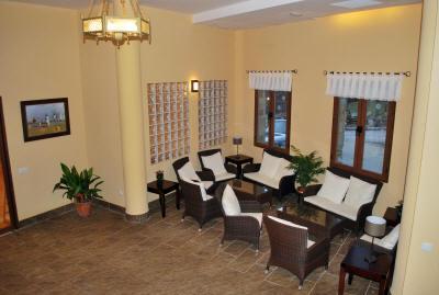 фото отеля Hotel Rural Dehesilla Benaojan