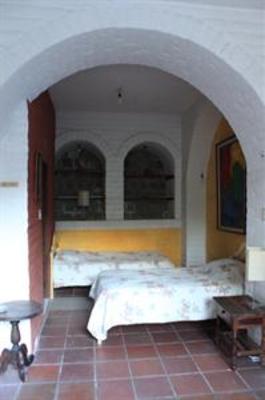 фото отеля Hostal Casa del Quinde